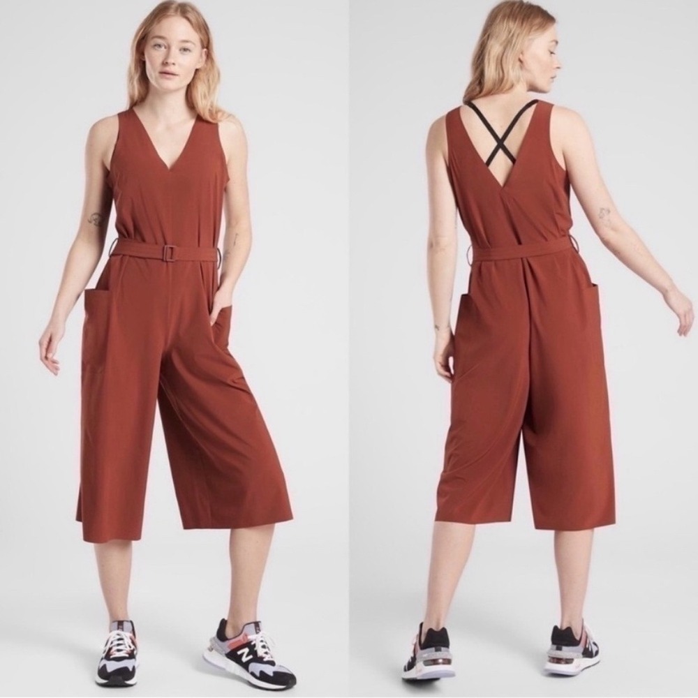 Athleta Sarasota Jumpsuit Medium Rust Burnt Orange V-Neck Belted Wide Leg Crop